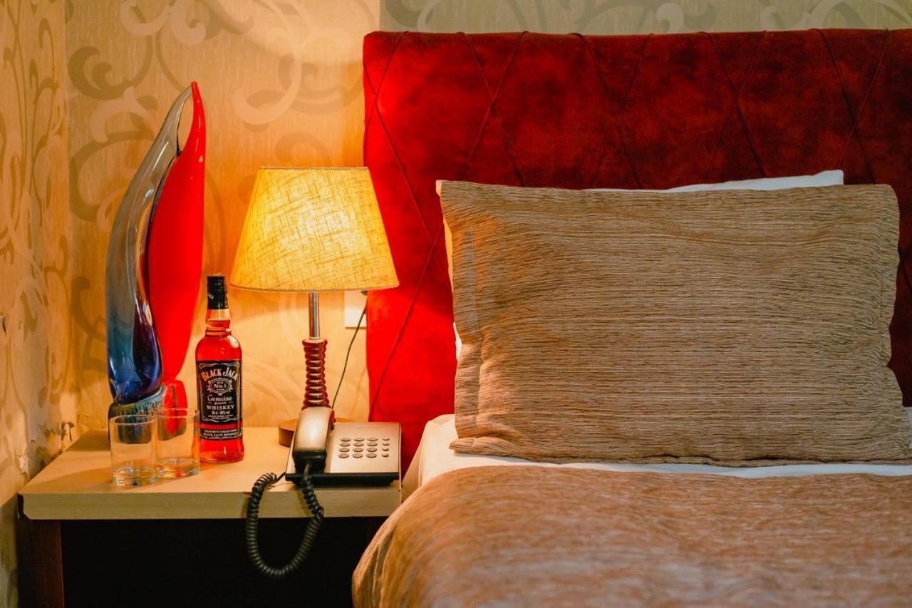 The Center Hotel Baku Ngoại thất bức ảnh