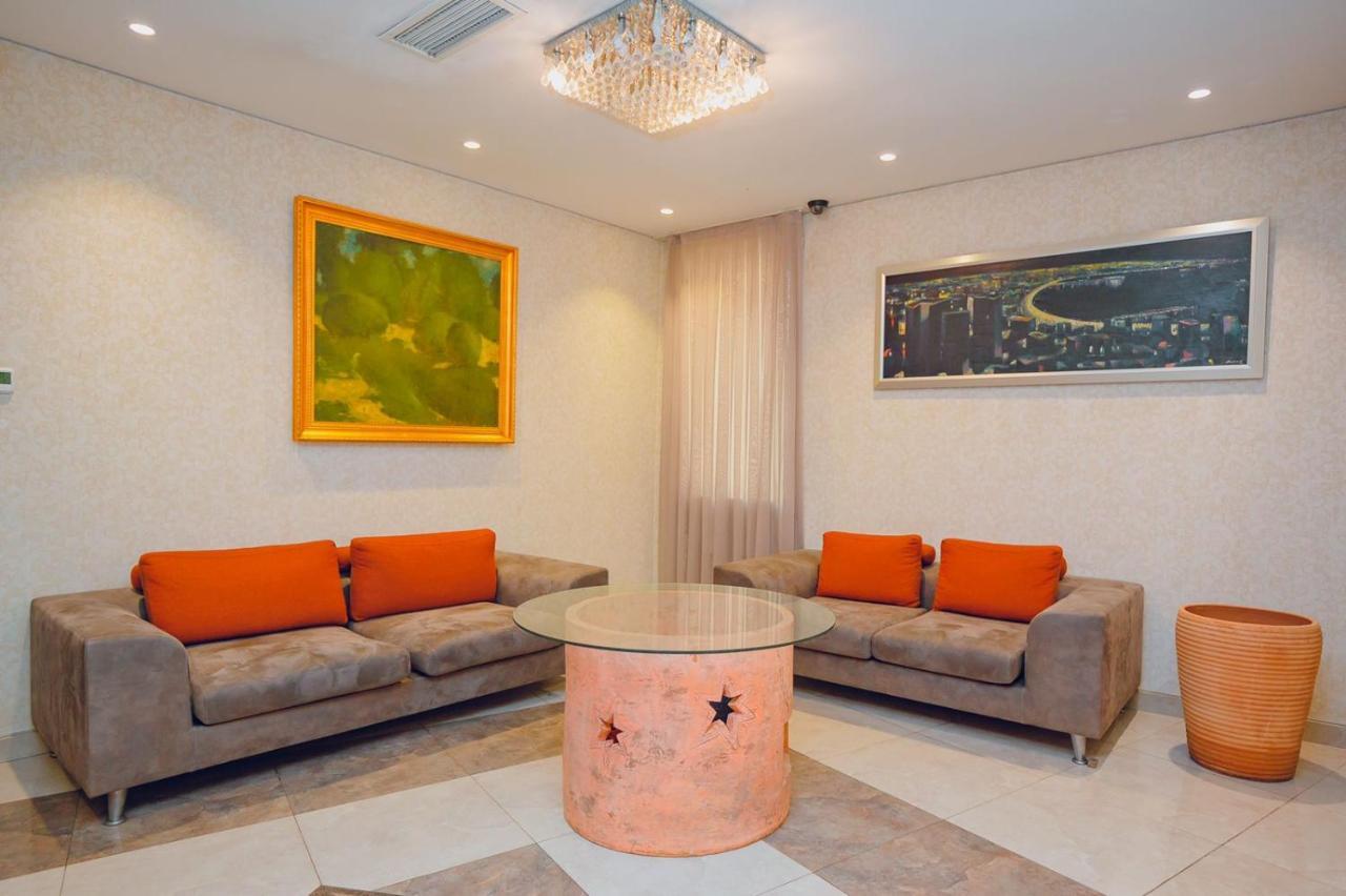 The Center Hotel Baku Ngoại thất bức ảnh