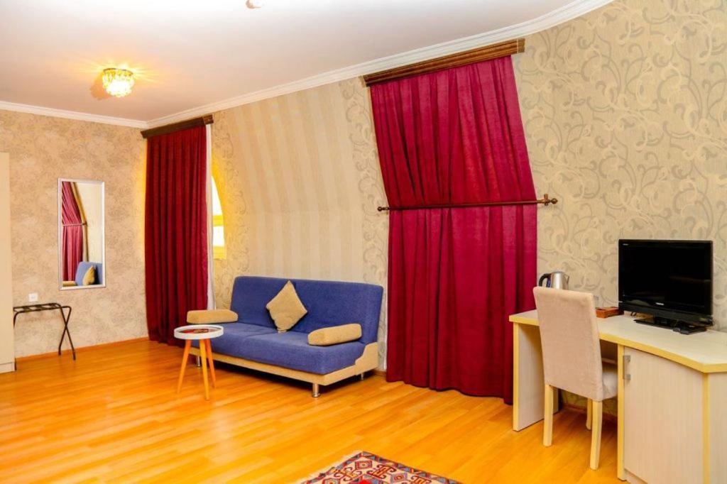 The Center Hotel Baku Ngoại thất bức ảnh
