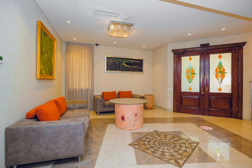 The Center Hotel Baku Ngoại thất bức ảnh