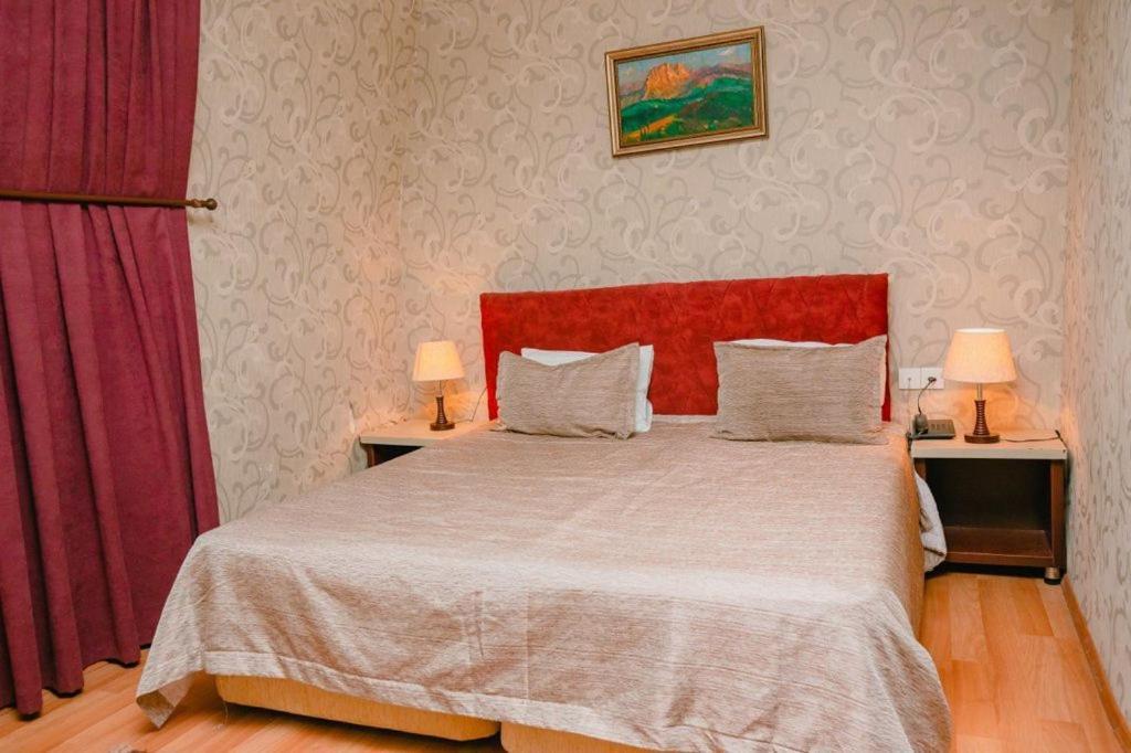 The Center Hotel Baku Ngoại thất bức ảnh